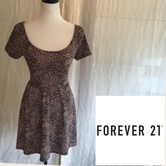 Forever 21 Dresses & Skirts - NWOT Forever 21 Leopard Cutout Gathered Dress