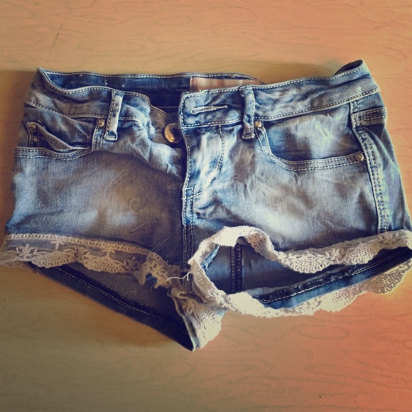 Cute lace jean shorts