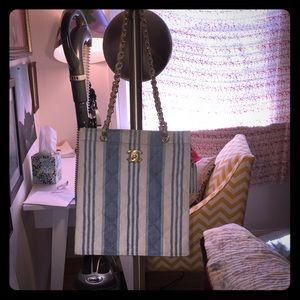 Vintage denim Chanel shoulder bag