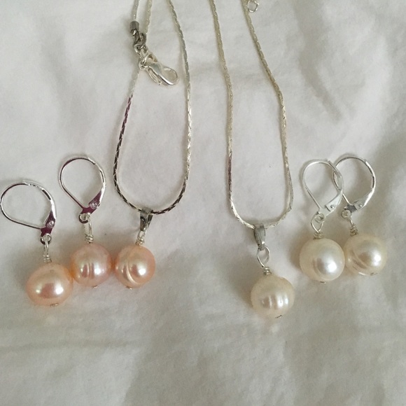 Earring pendant sets