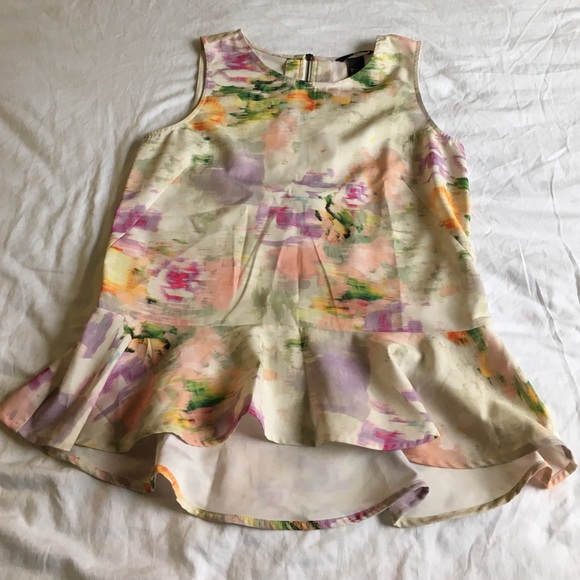 H&M floral sleeveless silk fabric blouse