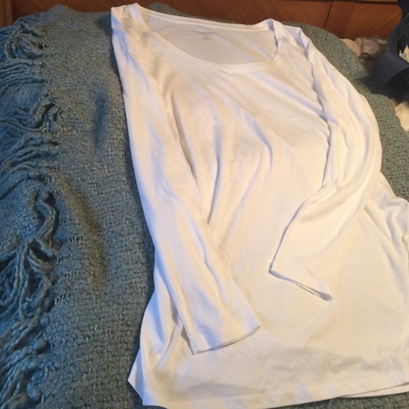 Maternity basic white long sleeve shirt
