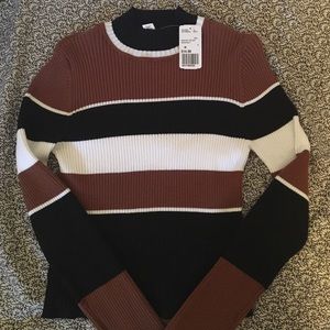 Forever 21  sweater