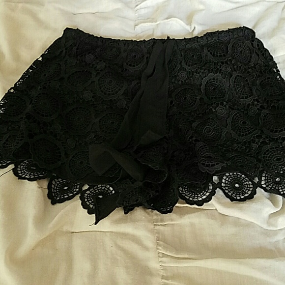 *BLACK CROCHET SHORTS* - Picture 2 of 3
