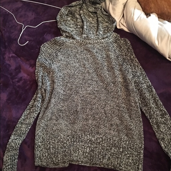grey sweater - Picture 1 of 3