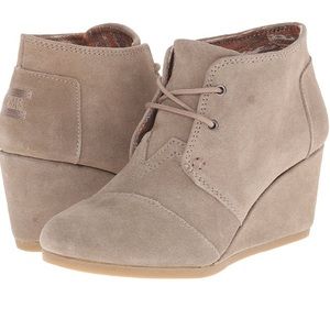 Toms Wedge