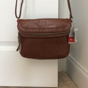 Super cute cross body bag!