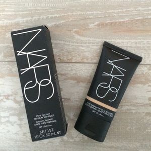 NARS Pure radiant tinted moisturizer, Alaska
