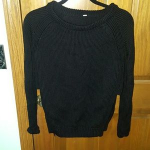 Lululemon black thick wool sweater