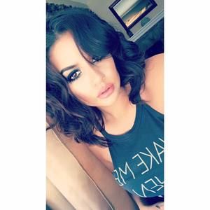 Meet your Posher, Nicquel