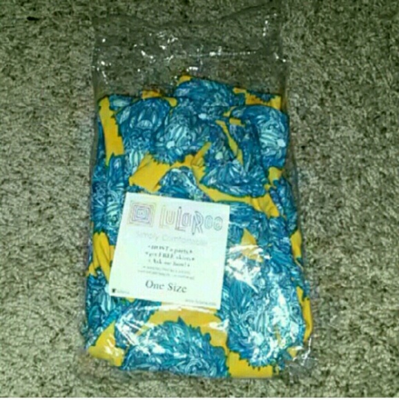 Lularoe OS for xtinanicole