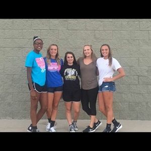 Meet your Posher, Julee