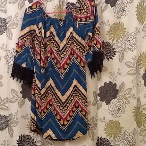 Half sleeve lace tunic