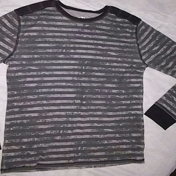 Epic Threads tee - never worn - Picture 4 of 4