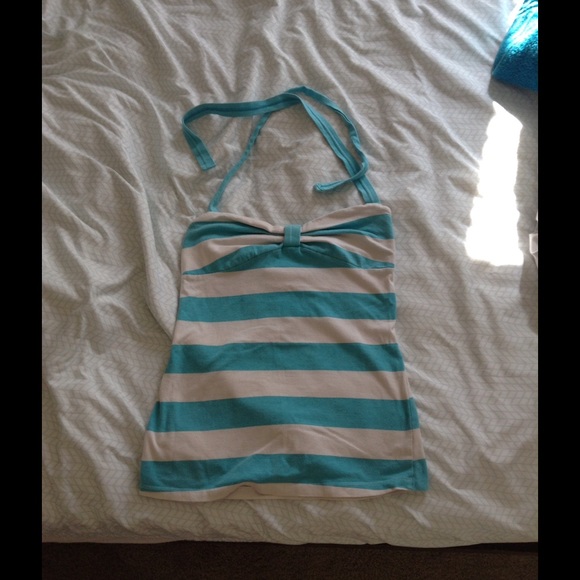Halter Top - Picture 2 of 3