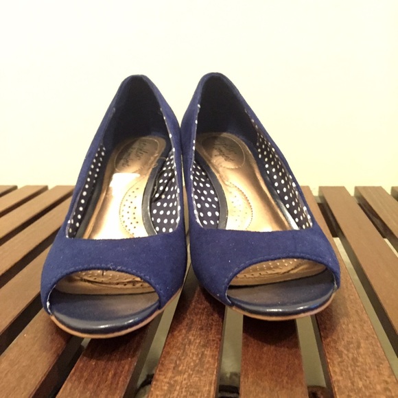 Blue wedges - Picture 3 of 4