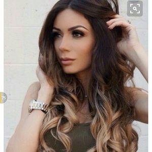 Meet your Posher, Annette