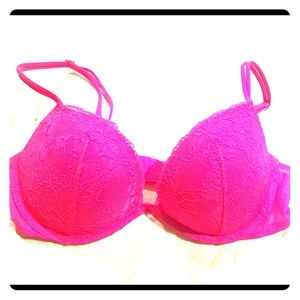 Victoria's Secret PINK Bra.
