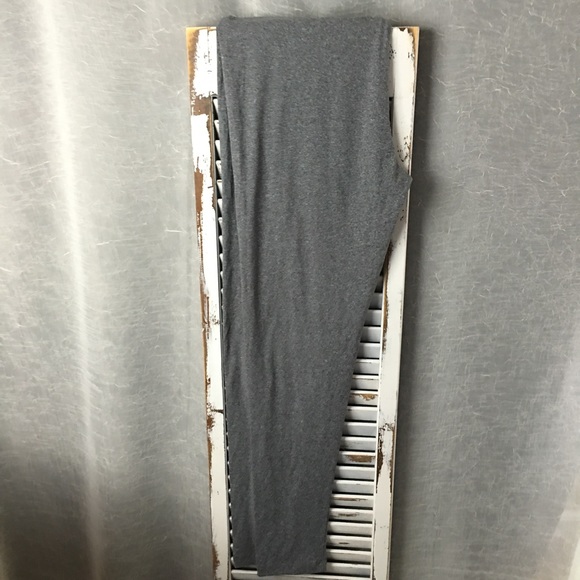 LuLaRoe Heather Grey Leggings TC