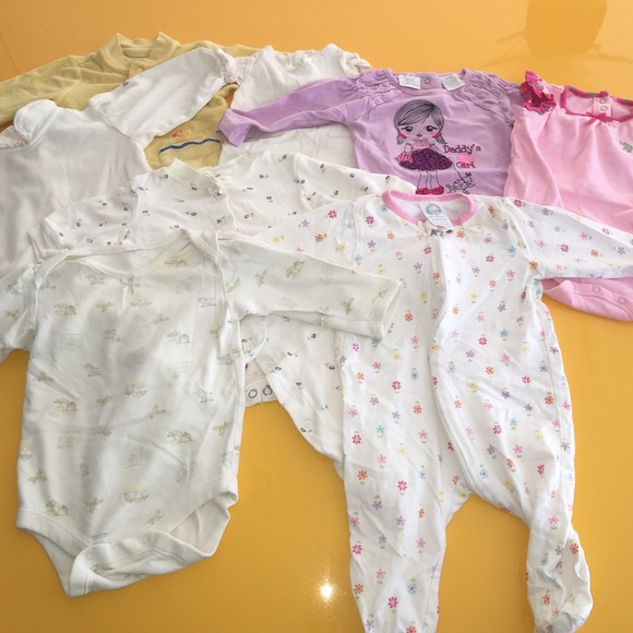 Bundle 8 onesies