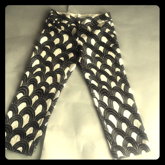 Mod Trina Turk capris 💜 - Picture 1 of 4