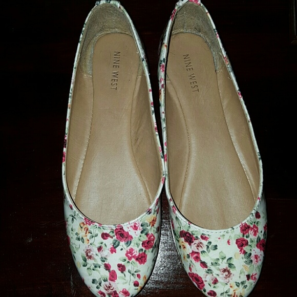 Nine West flats