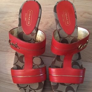 Sexy comfortable Coach 7 1/2 gold and orange heels