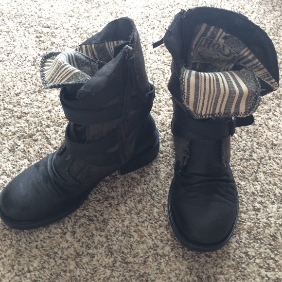 Roxy pirate motorcycle boots