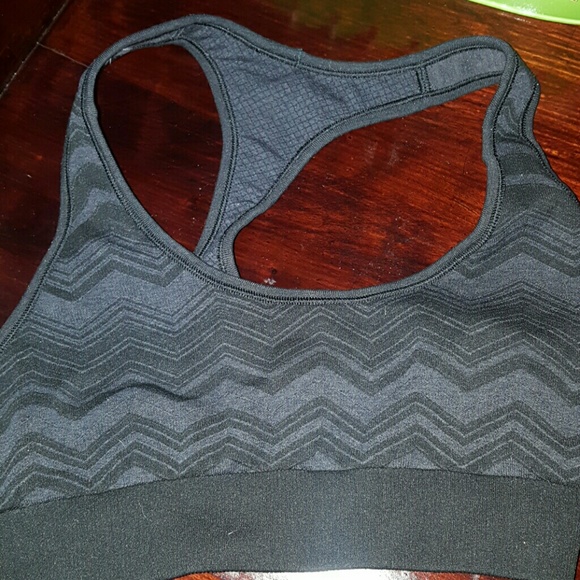 Lululemon ebb to street bra