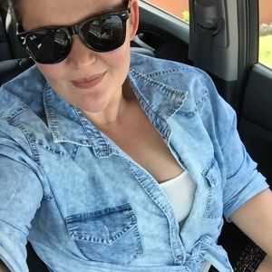 Meet your Posher, Megan