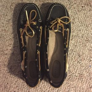 black and gold sperrys