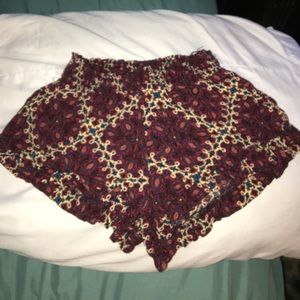 Aeropostale flowy shorts