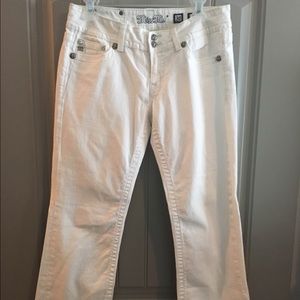 White Miss Me capris