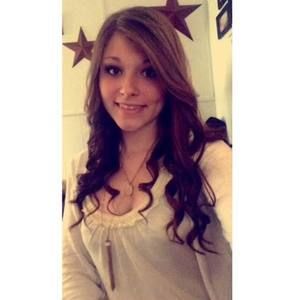 Meet your Posher, Desirae