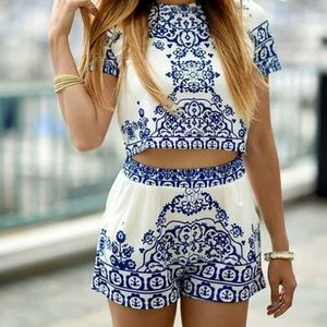 💙NWT Two Piece Crop and Shorts Set💙