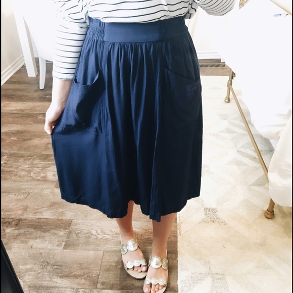navy skirt h&m