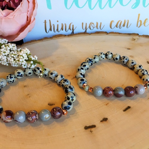 GORGEOUS Dalmatian Stretch Bracelets - Picture 4 of 4