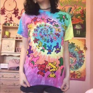 Grateful dead t-shirt