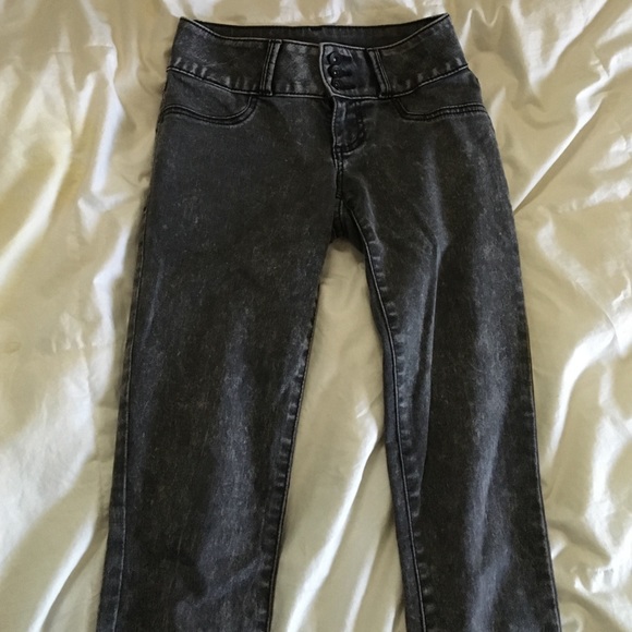 Gray skinny jeans