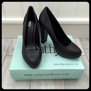 Cathy Jean Black Pumps