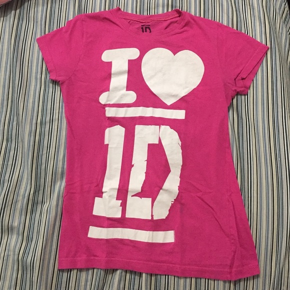 Pink "I ❤️ 1D" Shirt
