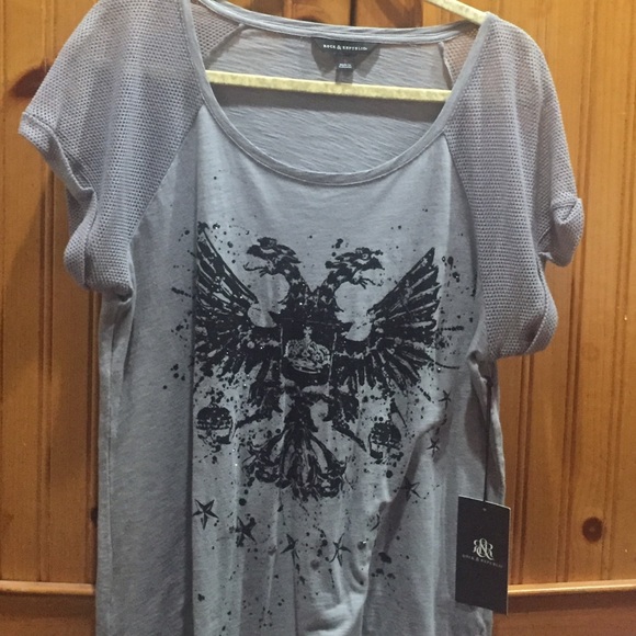 Never worn! Tee!