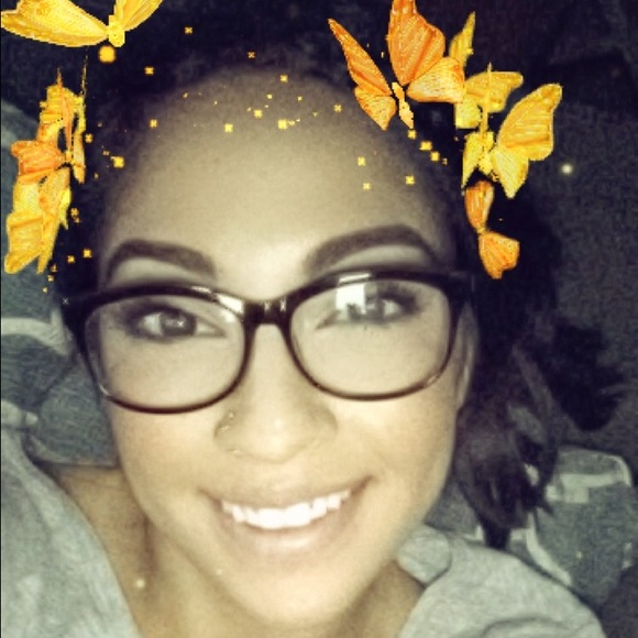 Meet your Posher, Amanda - Picture 1 of 1