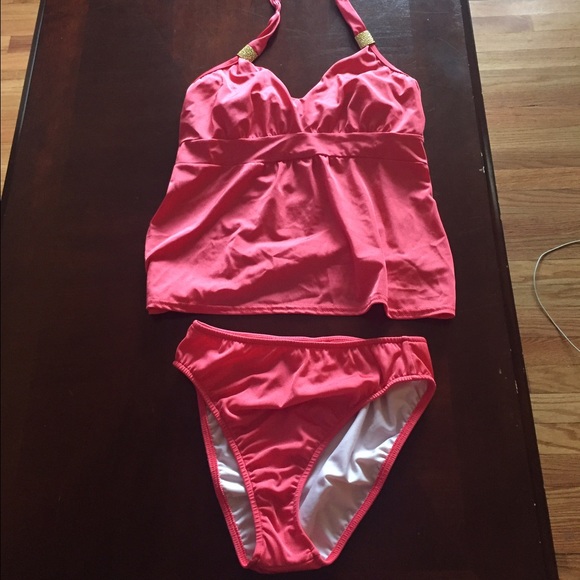 NWOT Venus tankini.