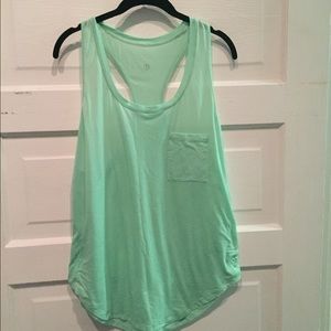 Lululemon tank