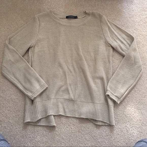 Open back sweater - Picture 3 of 3