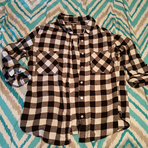 Today only!!! Plaid button up.