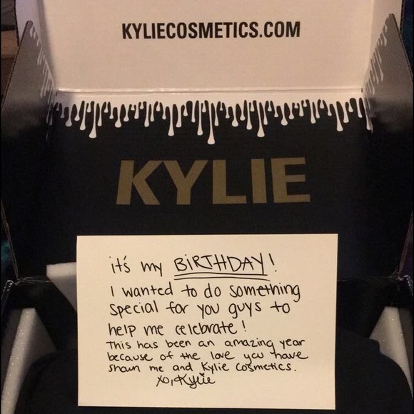 Kylie Jenner Birthday Bundle - Picture 3 of 3