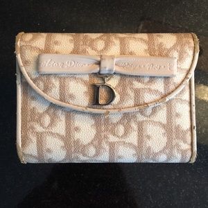 Dior wallet beige with logo pattern