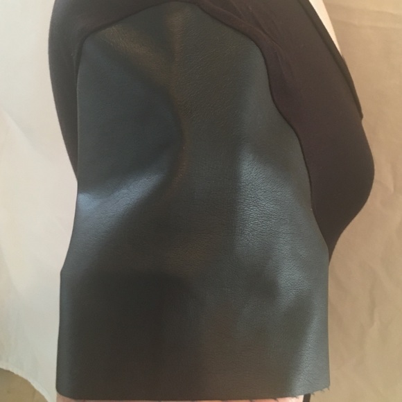 BCBGeneration top - Picture 4 of 4